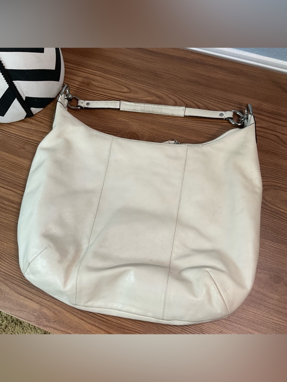 Vintage Coach Leather Hobo Shoulder Bag Cream Ivory Turnlock Purse - Picture 3 of 13
